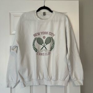 Gildan White Sweatshirt